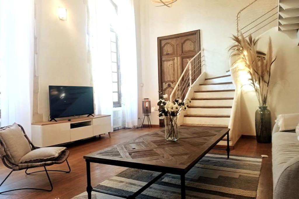 Grand Duplex Lumineux-Hyper Centre Appartement Arles Buitenkant foto